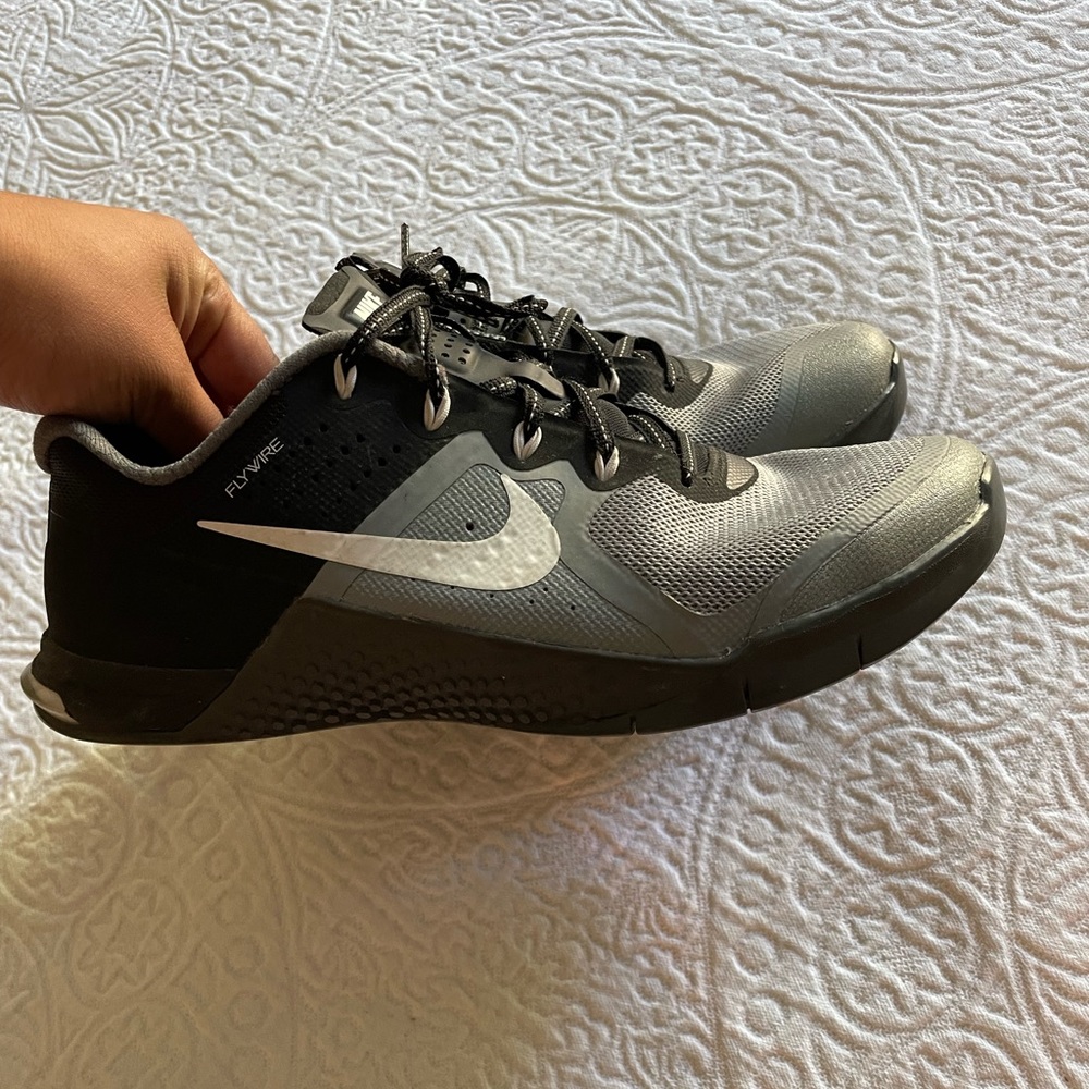Nike womens shoes